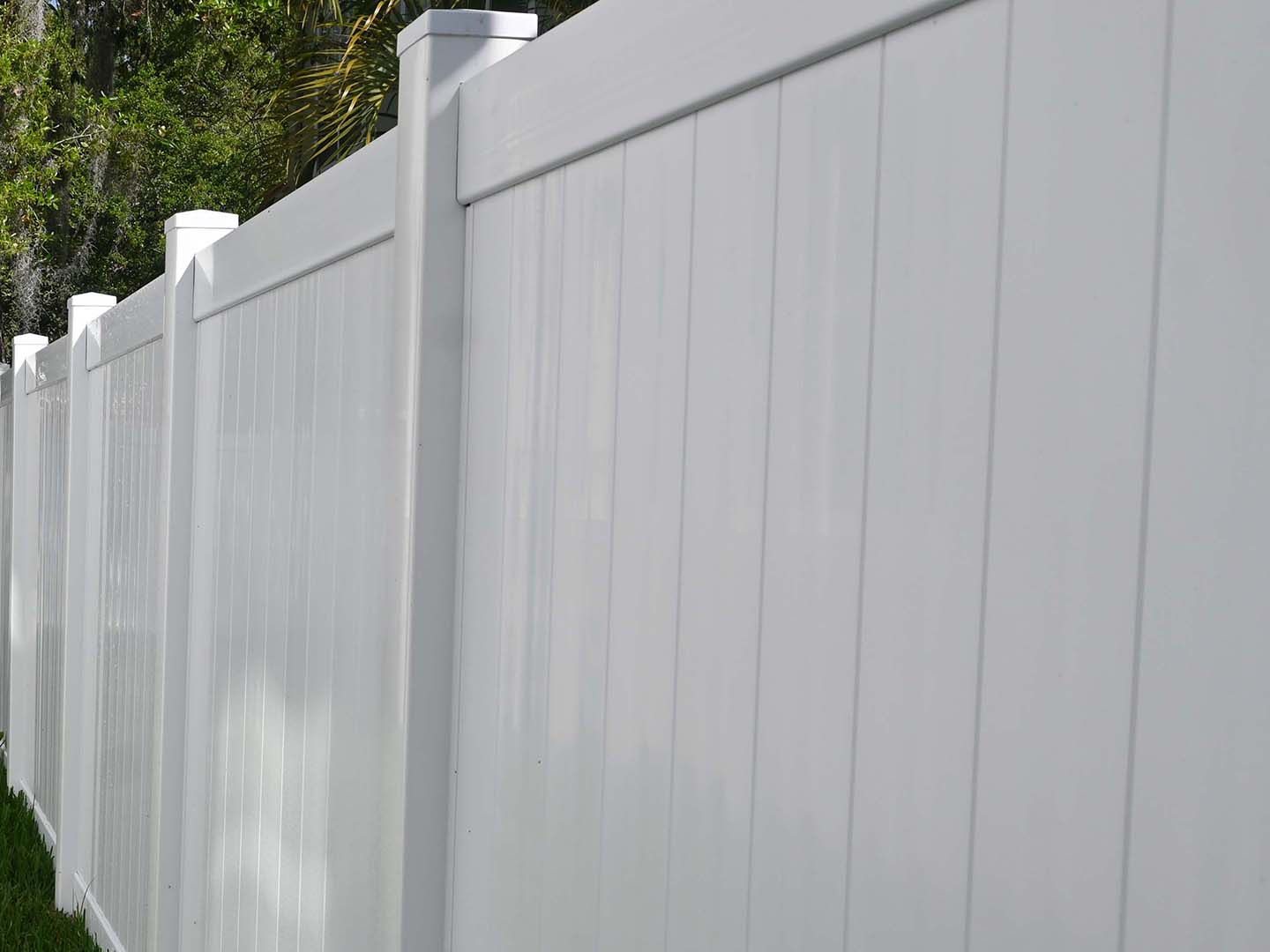 Carrollwood Florida vinyl privacy fencing