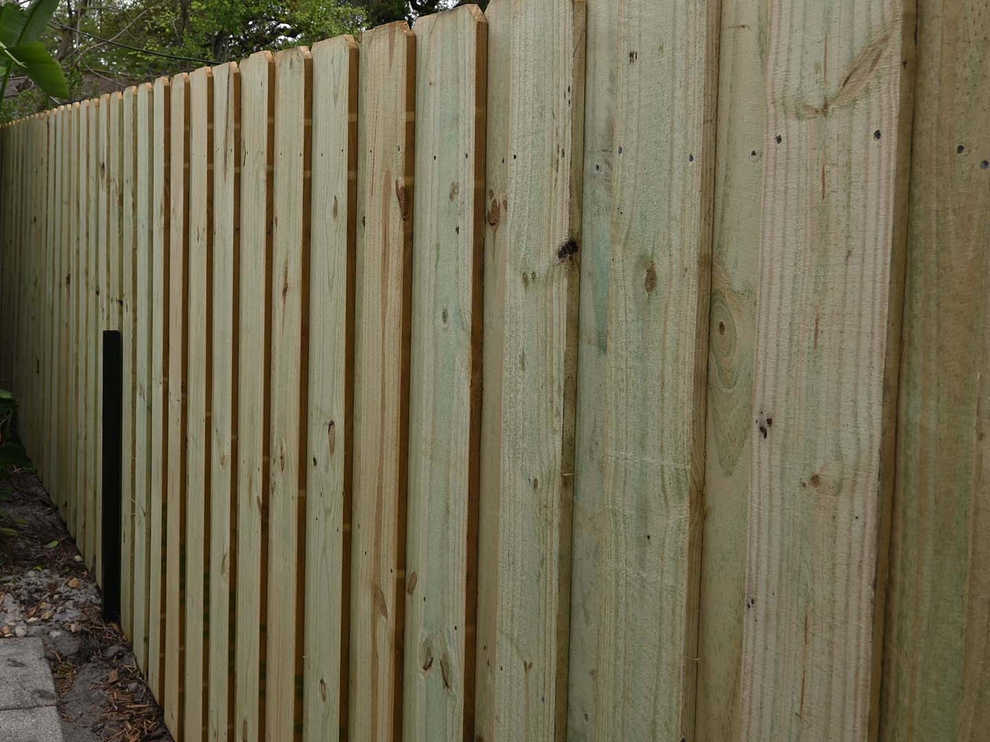 Mulberry Florida wood privacy fencing