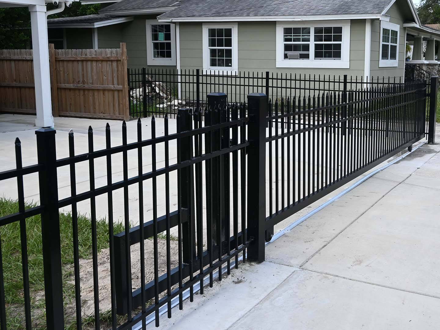 Commercial and residential ornamental steel fence company in Tampa Florida